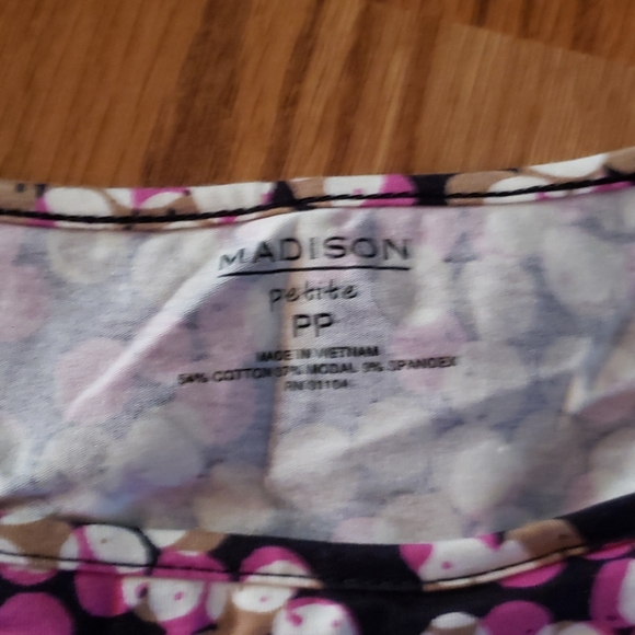 Top - Picture 2 of 2